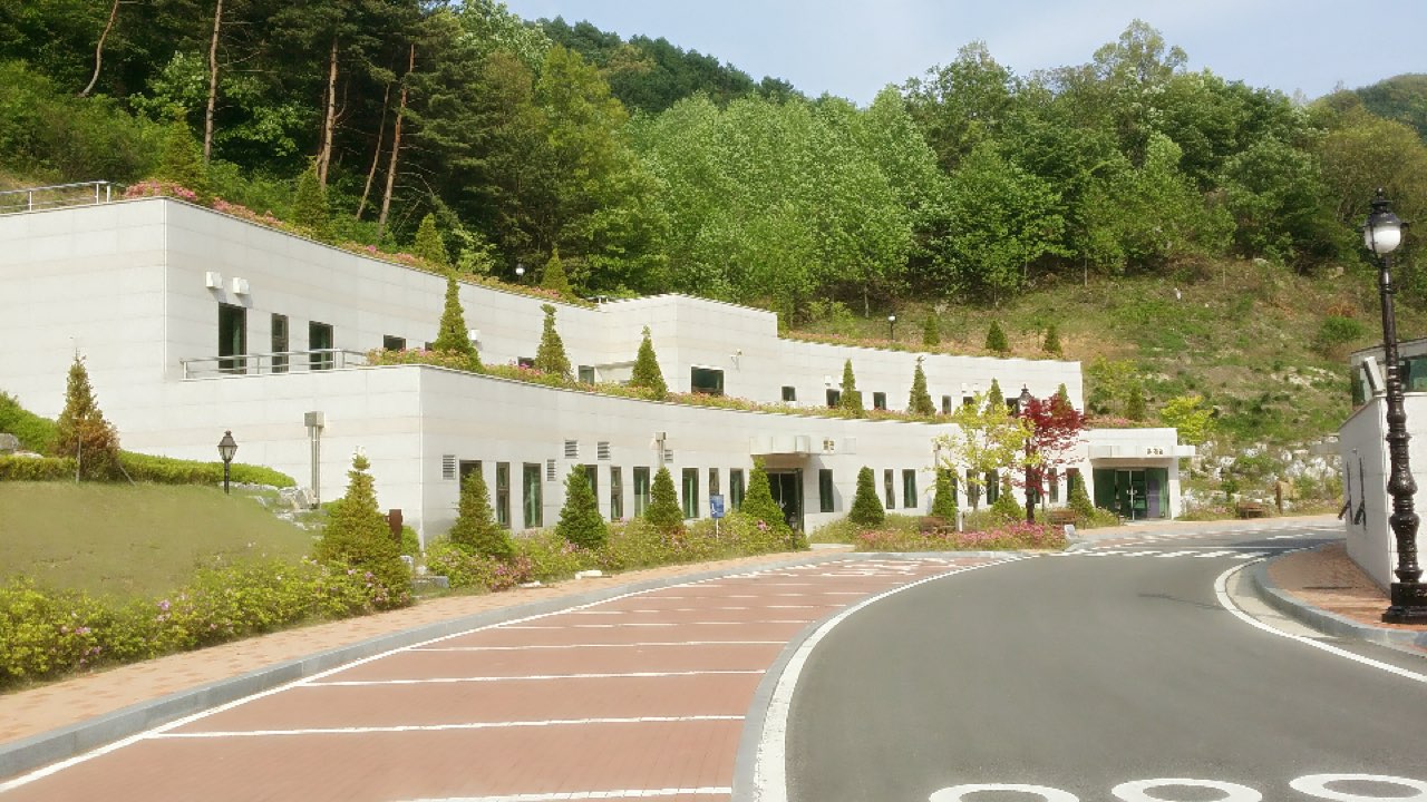 아산시공설봉안당 시설 사진 (출처: e하늘 장사정보시스템)