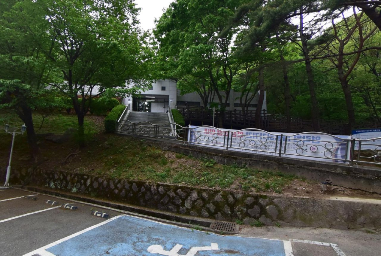 부산영락공원 제3영락원 시설 사진 (출처: e하늘 장사정보시스템)