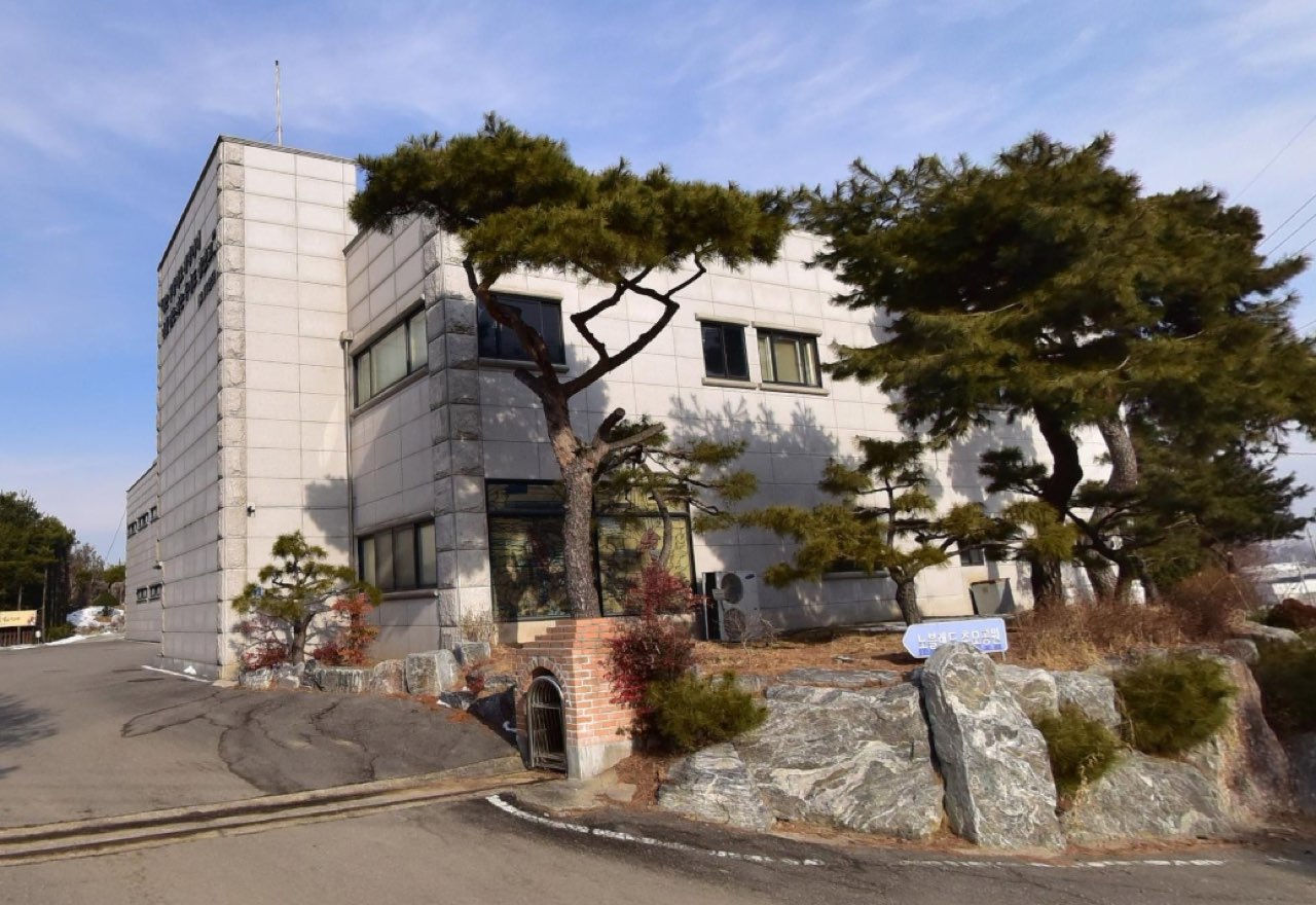 천안노블랜드하늘공원 봉안담 시설 사진 (출처: e하늘 장사정보시스템)
