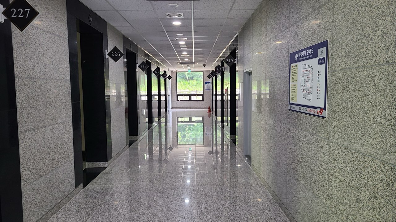 청주시목련공원 제1목련당 시설 사진 (출처: e하늘 장사정보시스템)