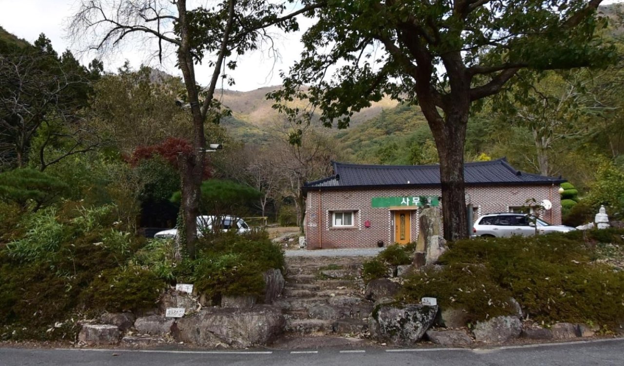 칠량자연공원봉안시설 시설 사진 (출처: e하늘 장사정보시스템)
