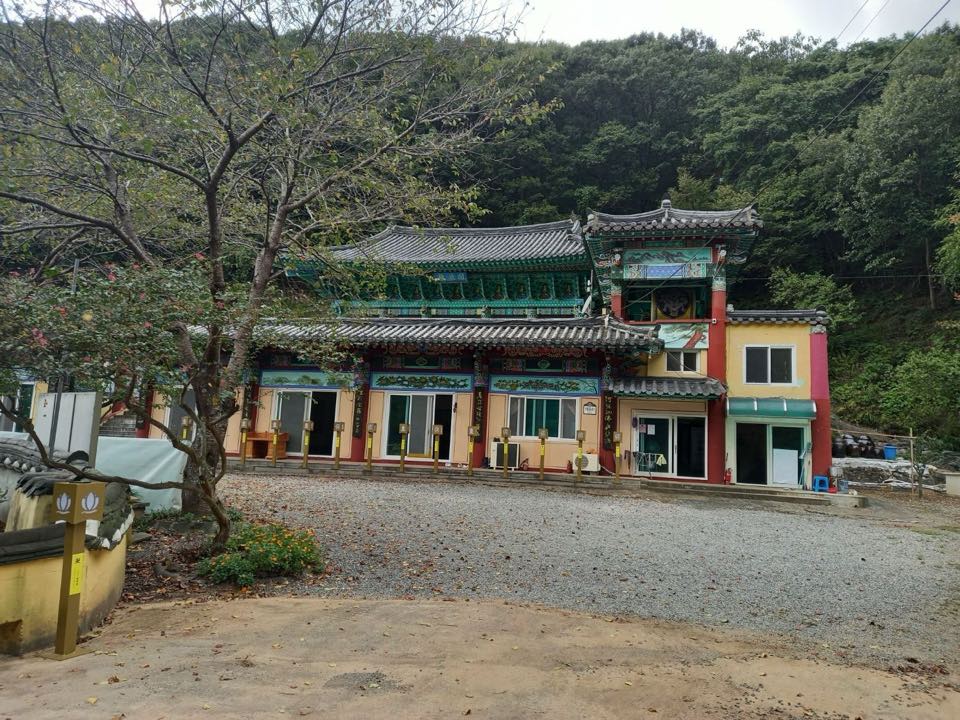 대한불교염불선종운수사사홍선원 시설 사진 (출처: e하늘 장사정보시스템)