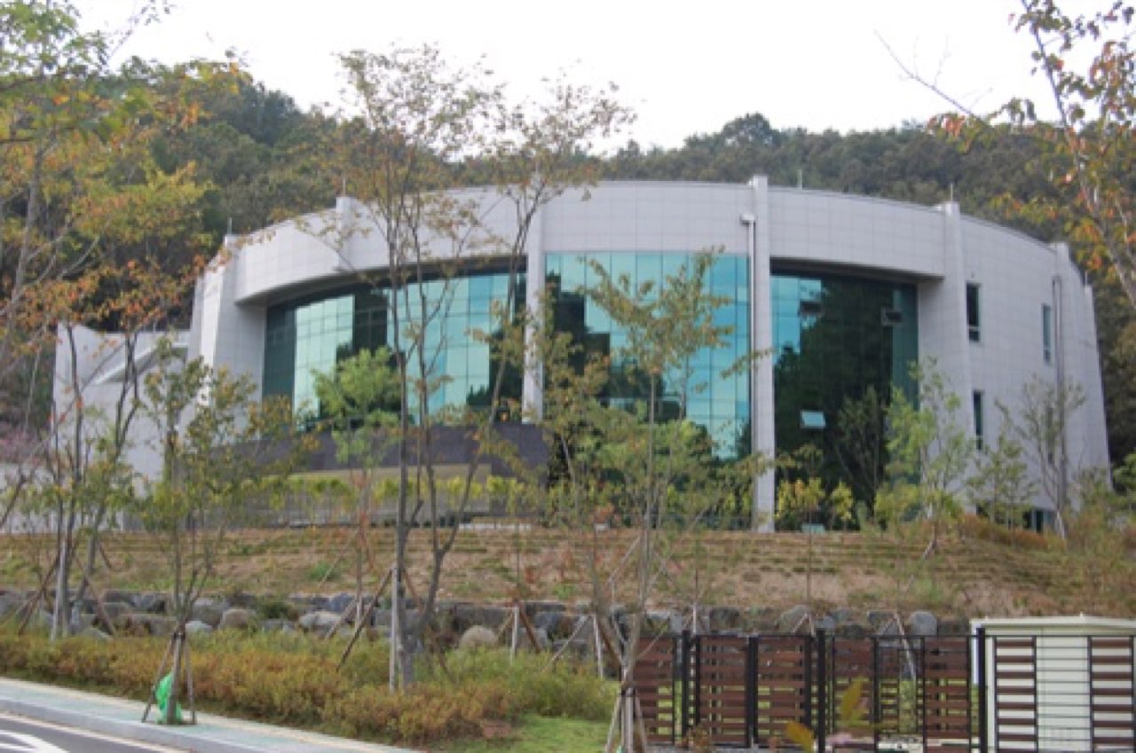 공주나래원 봉안당 시설 사진 (출처: e하늘 장사정보시스템)