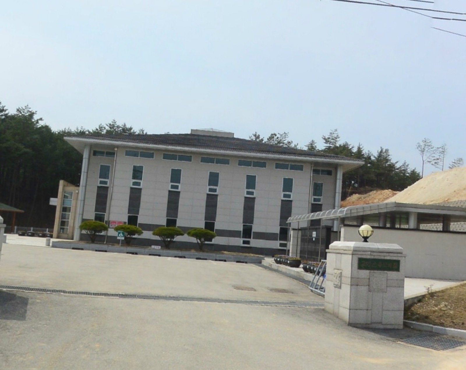 고성군추모의집 시설 사진 (출처: e하늘 장사정보시스템)