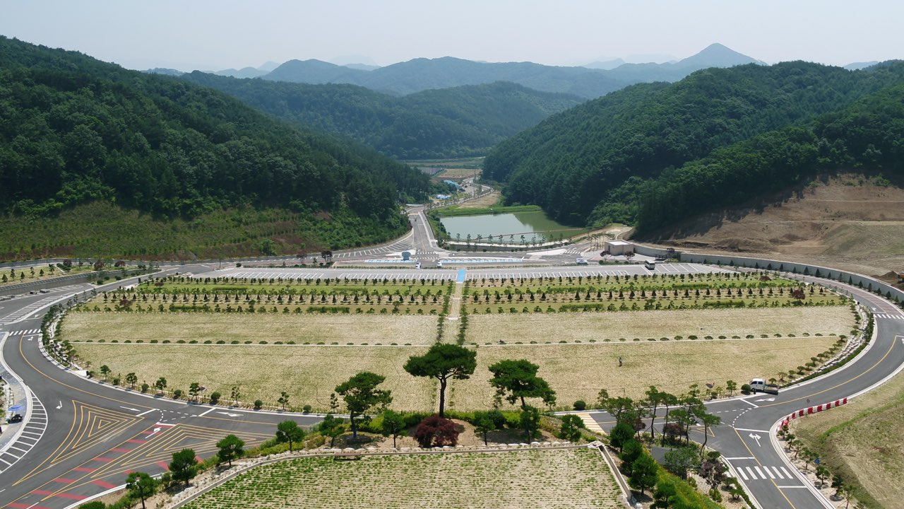 (재)호정공원(봉안) 시설 사진 (출처: e하늘 장사정보시스템)