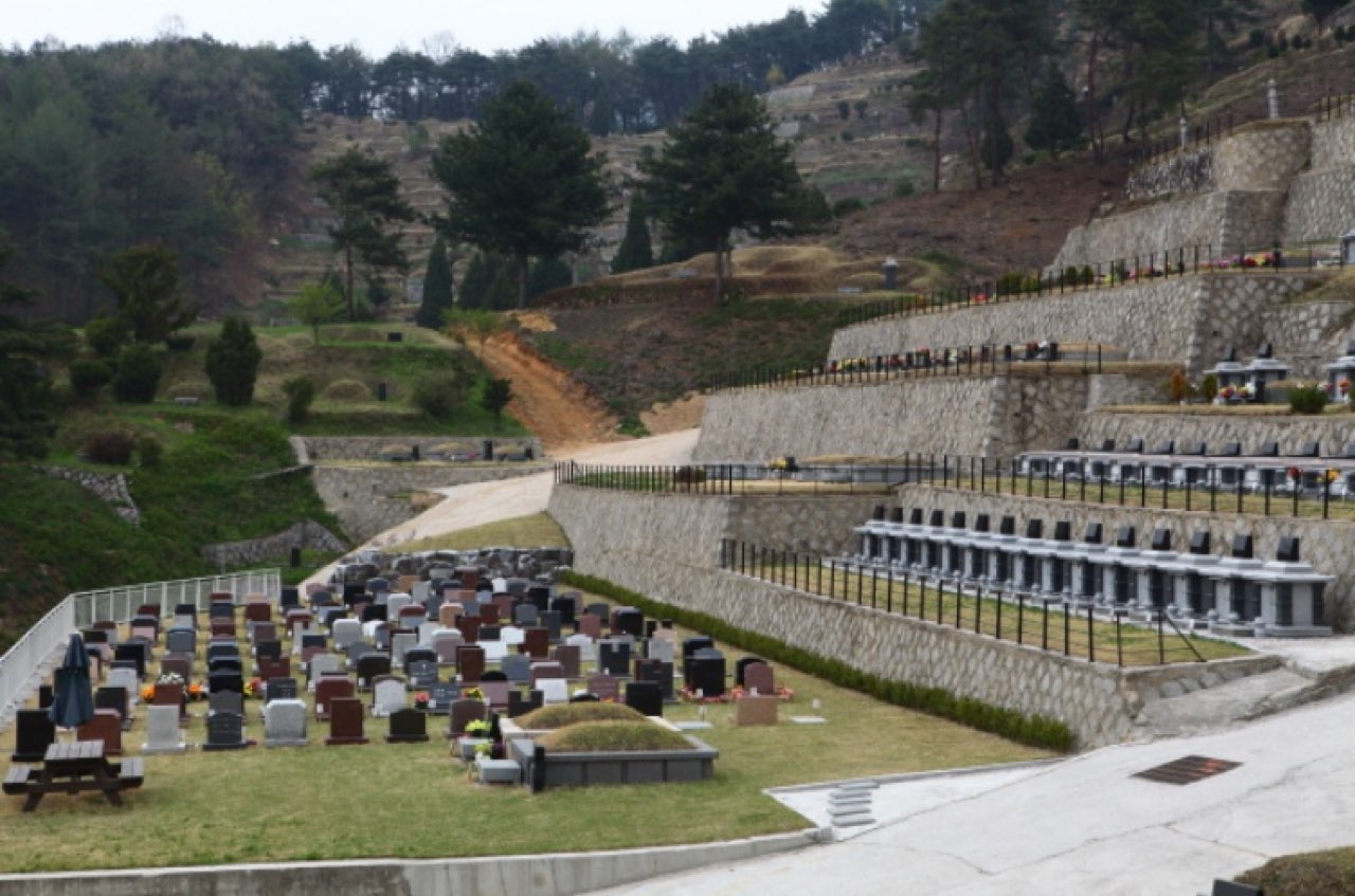 (재)자하연포천(봉안) 시설 사진 (출처: e하늘 장사정보시스템)