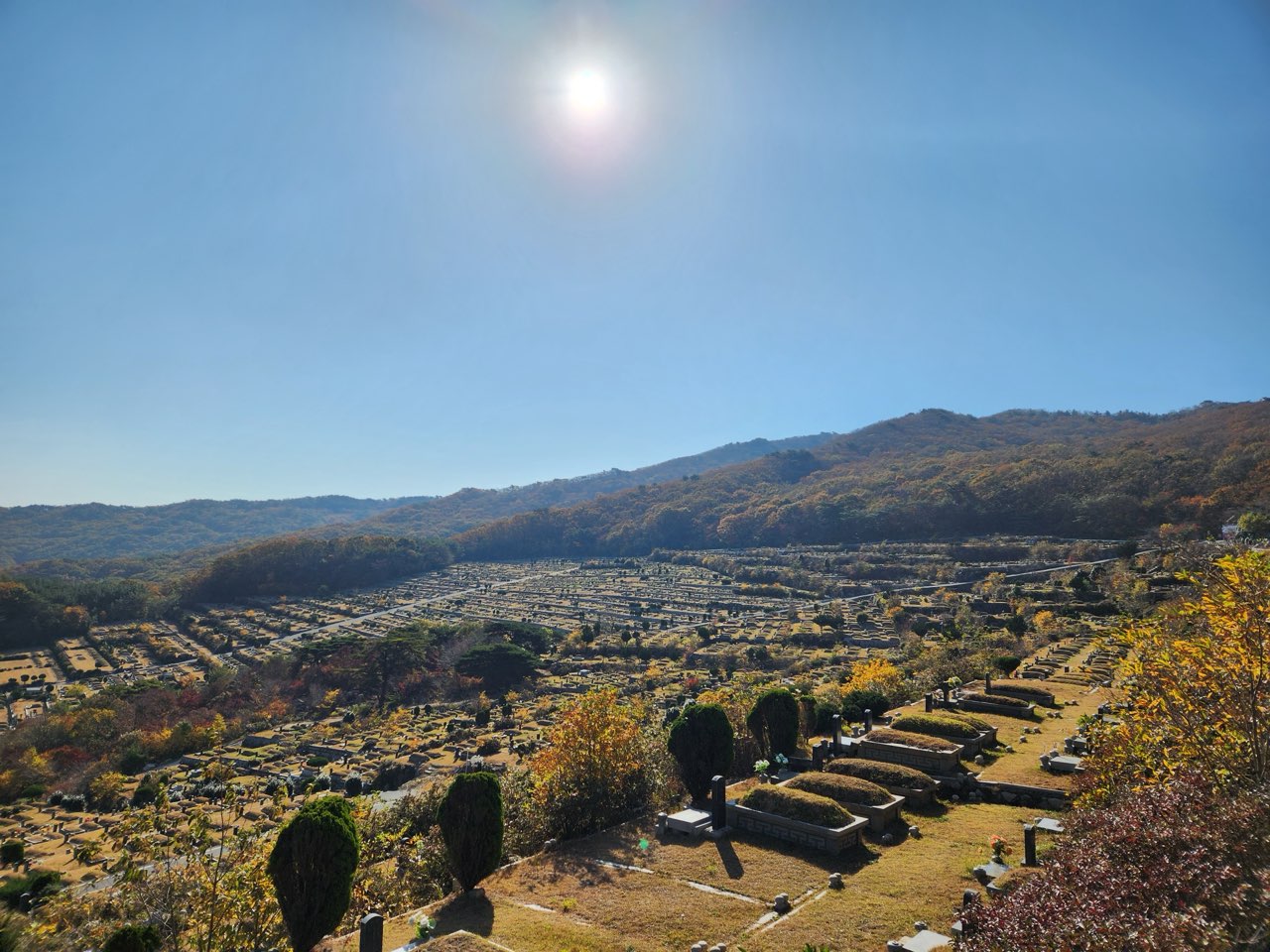 (재)삼덕공원묘원 시설 사진 (출처: e하늘 장사정보시스템)