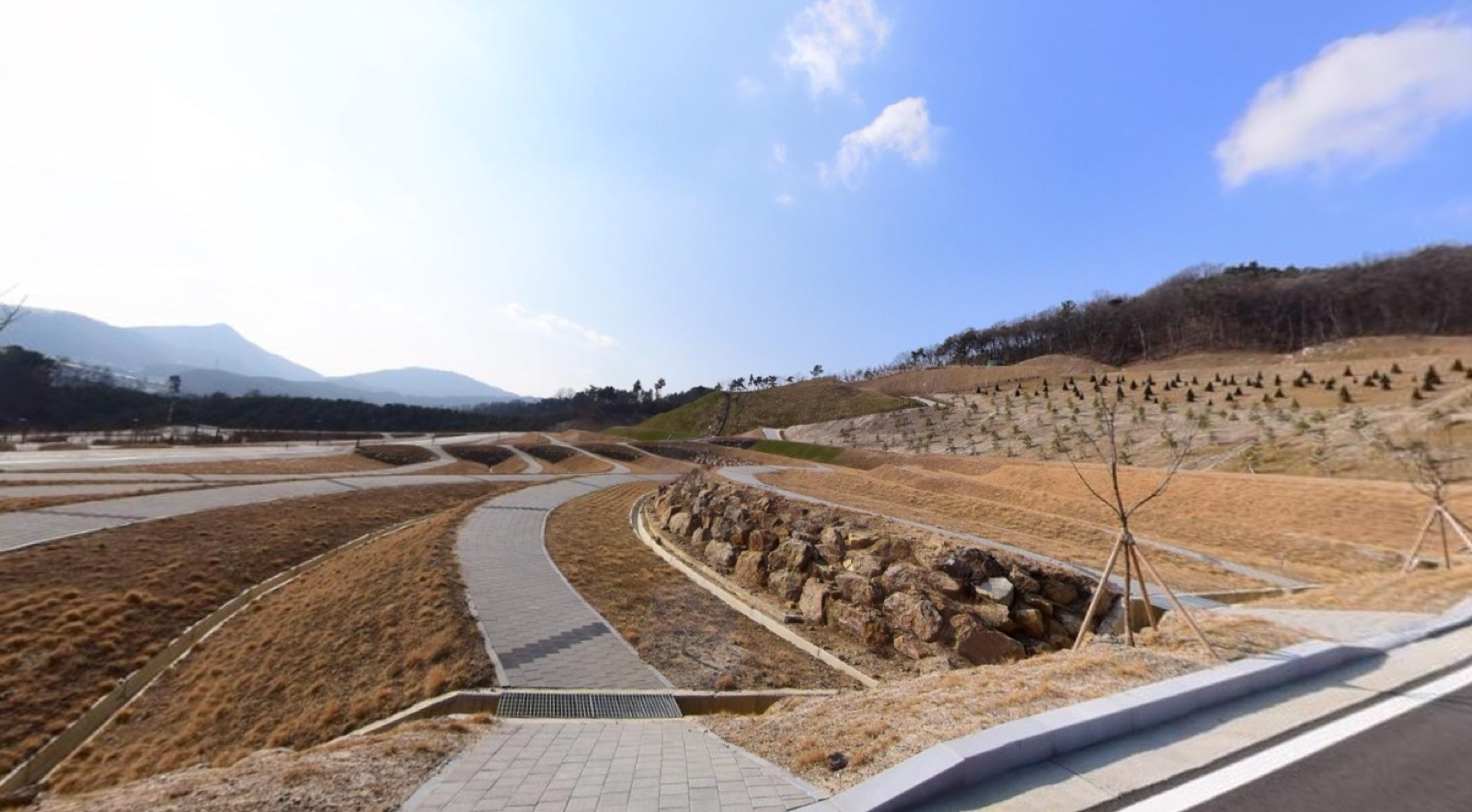 진천군 자연장지 시설 사진 (출처: e하늘 장사정보시스템)