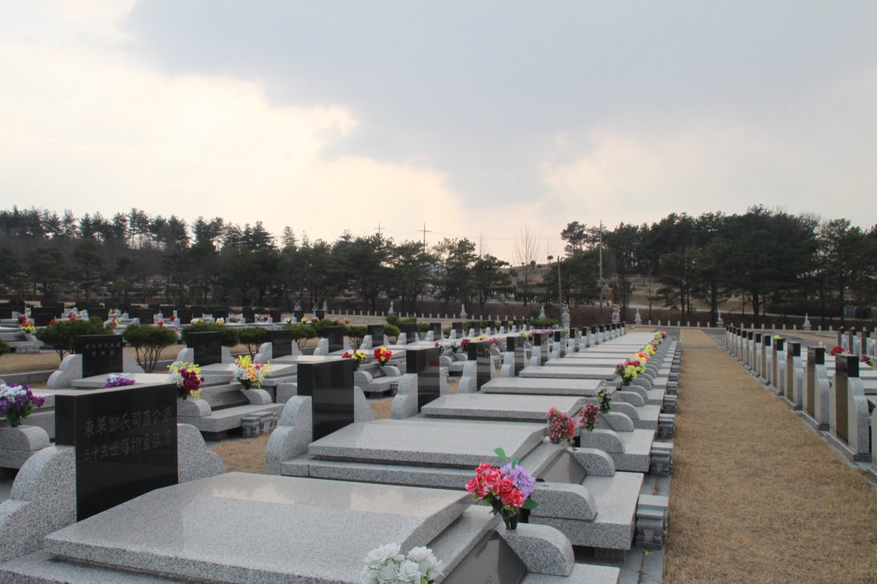 남한강공원묘원(봉안) 시설 사진 (출처: e하늘 장사정보시스템)