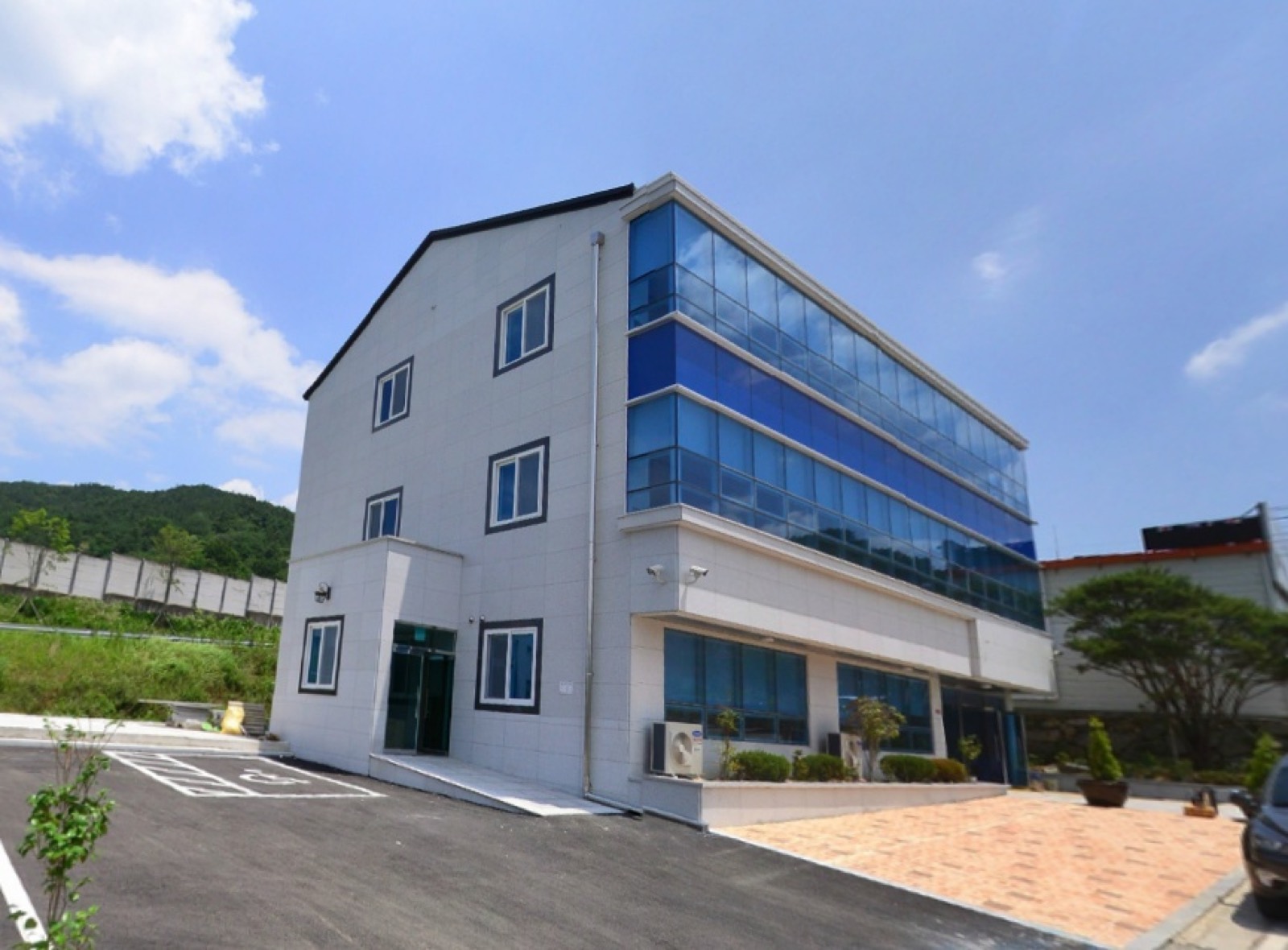 산청경호장례식장 시설 사진 (출처: e하늘 장사정보시스템)
