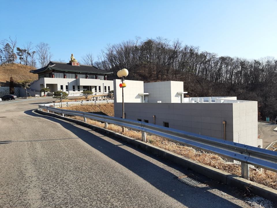 상월사 봉안당 시설 사진 (출처: e하늘 장사정보시스템)